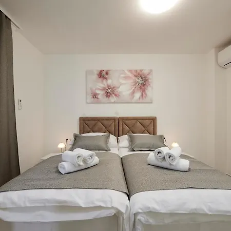 Gaby 3 Apartment Trogir