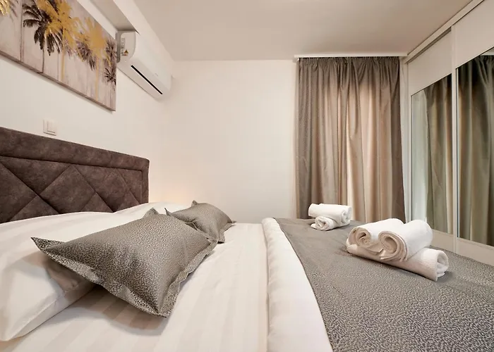 Apartament Gaby 3 *