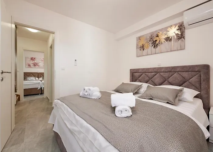 Appartement Gaby 3 *