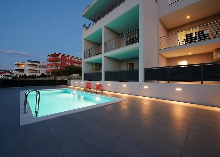 Appartement Gaby 3 *